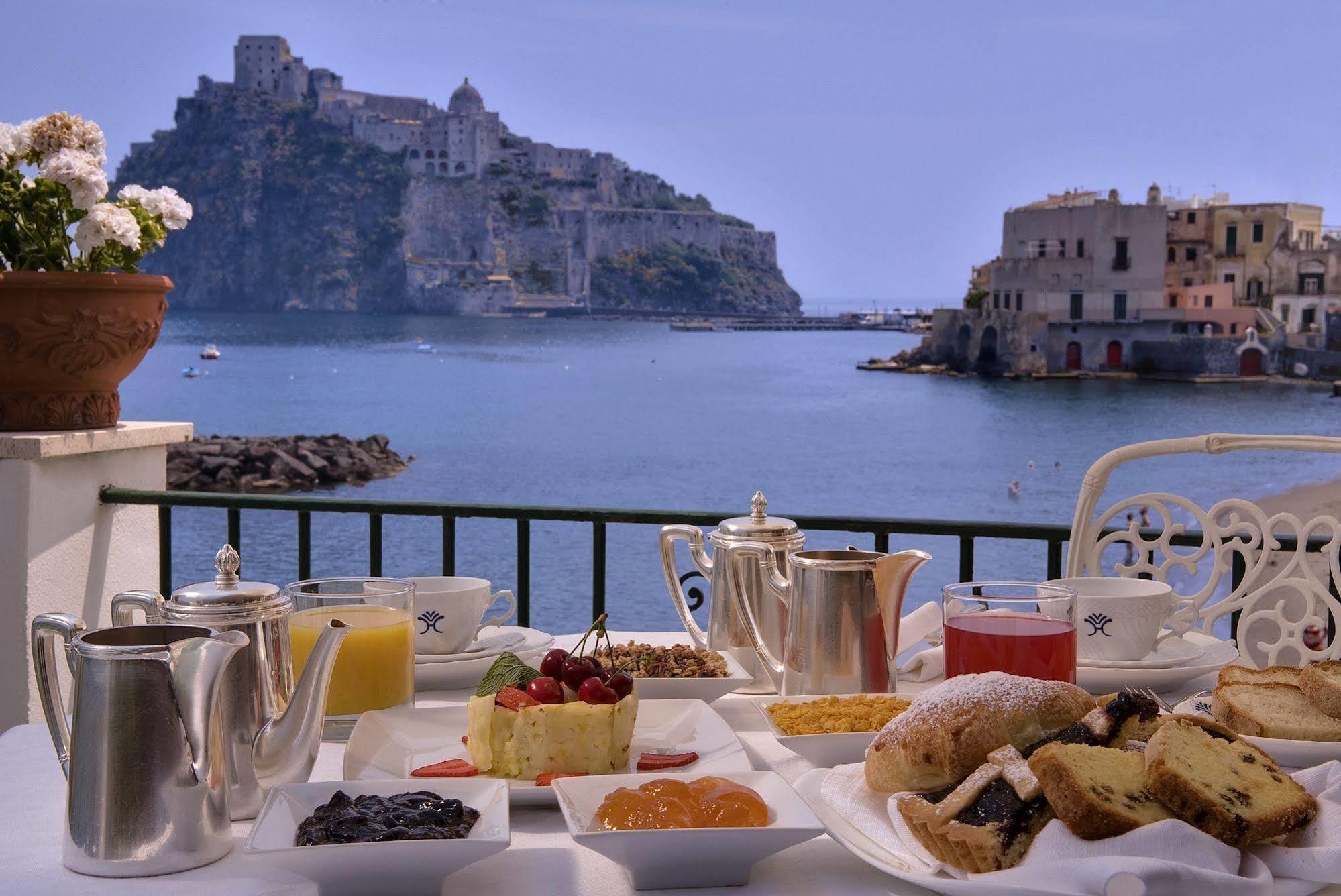 Miramare E Castello Hotel อีสเกีย ร้านอาหาร รูปภาพ