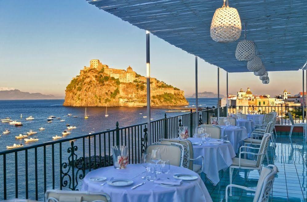 Miramare E Castello Hotel อีสเกีย ภายนอก รูปภาพ